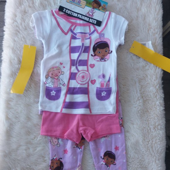 3/$30 Disney Girls Doc McStuffins Short Sleeve Cotton 4 Piece Pajama Set - Picture 2 of 9